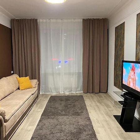 Center Of Chisinau 2 Rooms ภายนอก รูปภาพ