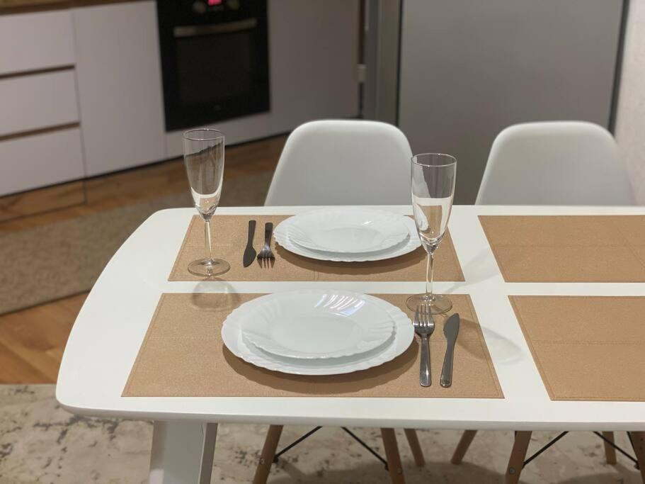 Center Of Chisinau 2 Rooms ภายนอก รูปภาพ